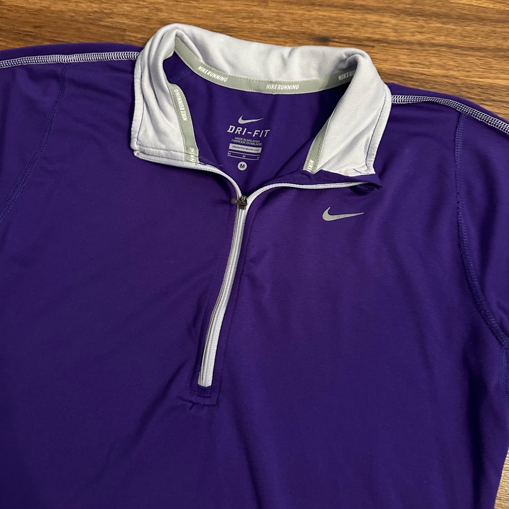 Nike Running Essential Jacket, Size: Medium - image 6